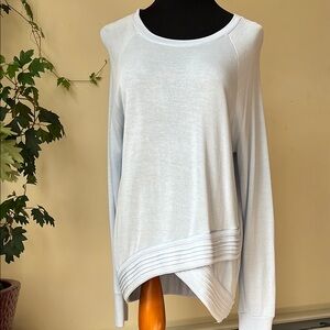 Women’s Athleta Serenity Criss Cross Top